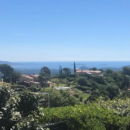 Provencale Contemporaine Vue & Piscine Chauffee 3 En-suite Villa *