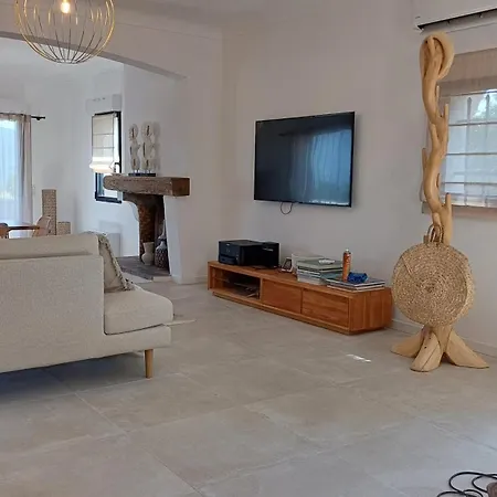 Villa Provencale Contemporaine Vue & Piscine Chauffee 3 En-suite