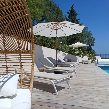 Villa Provencale Contemporaine Vue & Piscine Chauffee 3 En-suite